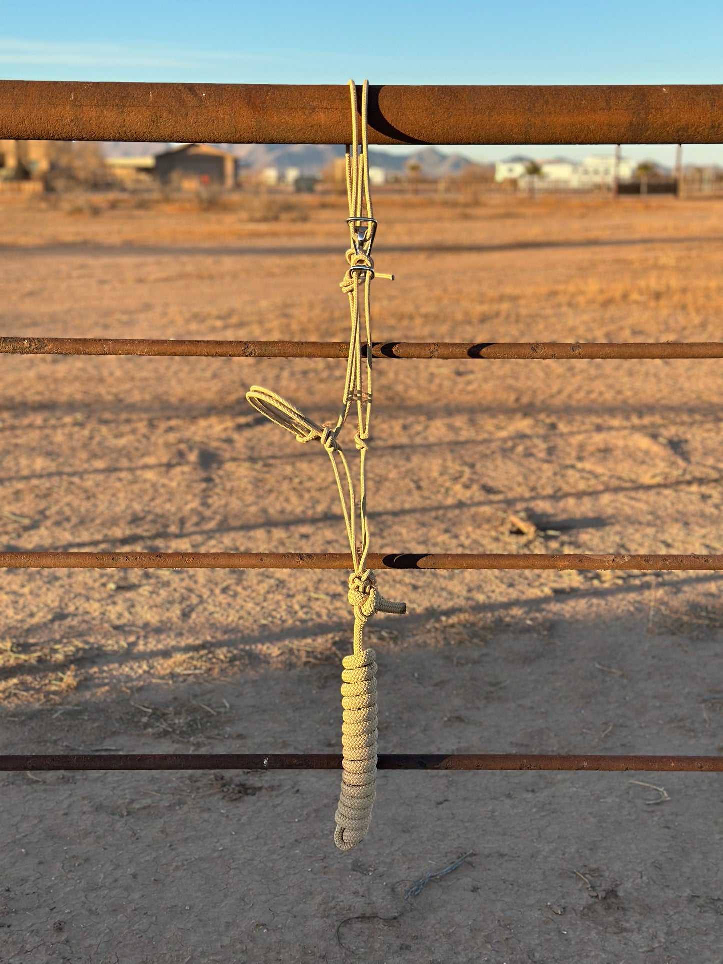 Beige Easy Hook Rope Halter