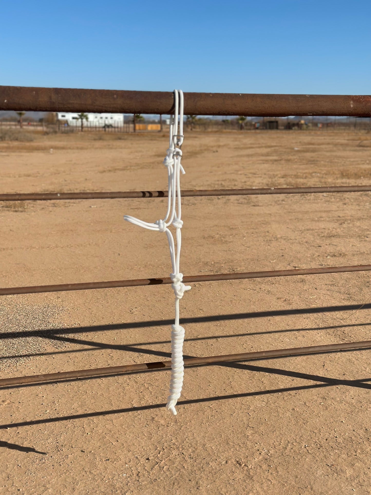 White Easy Hook Halter